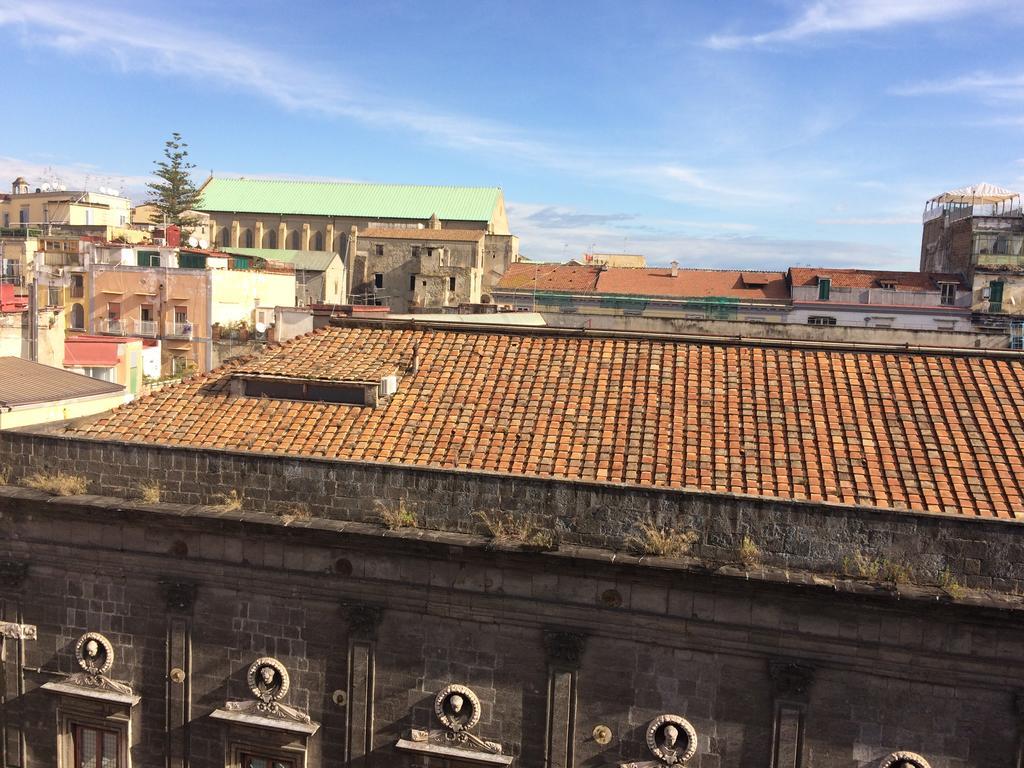 Casa Nel Cuore Di Napoliアパートメント エクステリア 写真